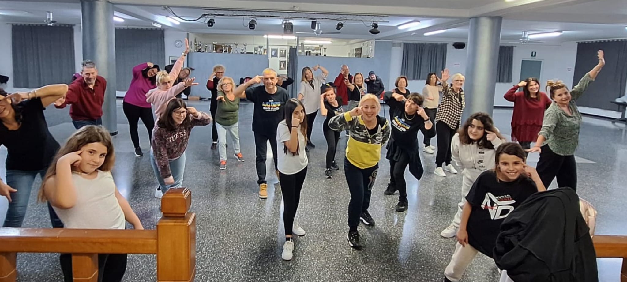 Serate danzanti organizzate da Dance Forever con Silvia Di Vetta a Ladispoli
